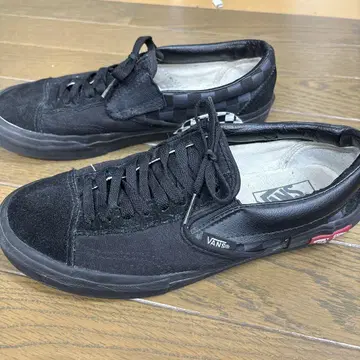 반스 블랙 스니커즈
