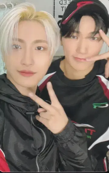 ATEEZ LIMITLESS SAN/SEONG HWA 트레이딩 카드