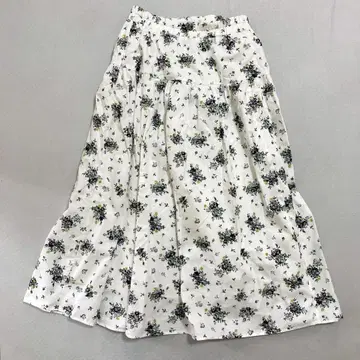 MidiUmi 미디우미 플라워 프린트 플레어 스커트 꽃무늬 코튼