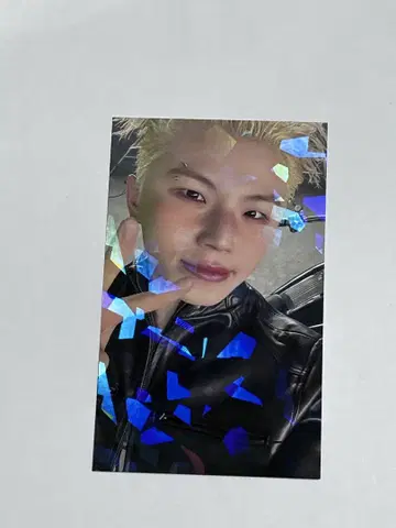 SEVENTEEN HAPPY BURSTDAY 유니버셜 라키드로 우지