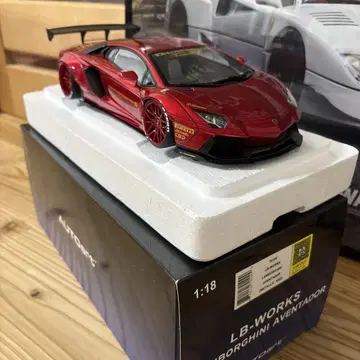 LB-Works 람보르기니 아벤타도르 1:18