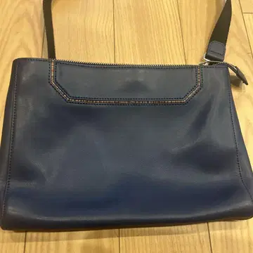 네이비 가죽 사코슈