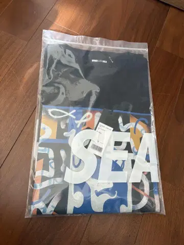 KEENUNE 블랙 반팔 티셔츠 L