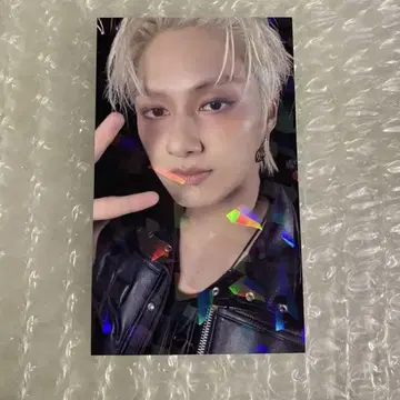 SEVENTEEN HAPPY BURSTDAY 라키드로 유니버셜 준