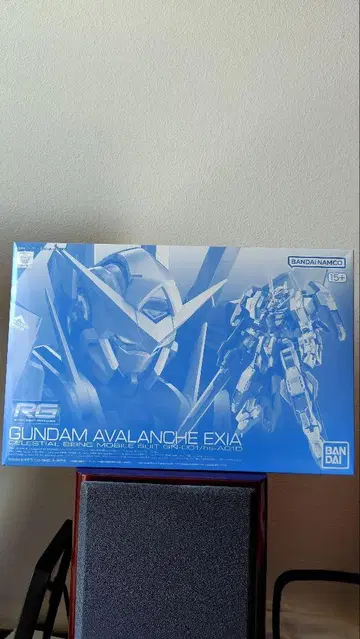 RG1/144 건담 아바라치 엑시아 돌진