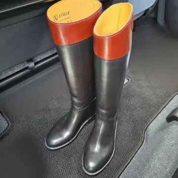 AIGLE Coupe Saumur 블랙/브라운 장화