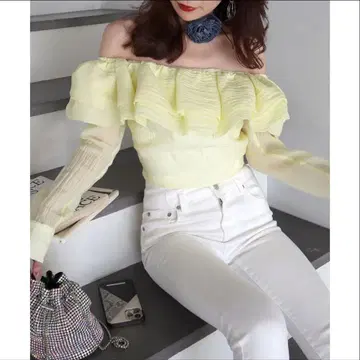 ROYAL PARTY 오프숄더 프릴 탑스 옐로우 컬러