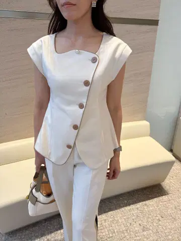 TRESORbylana Y 라인 블라우스 자켓 Ivory