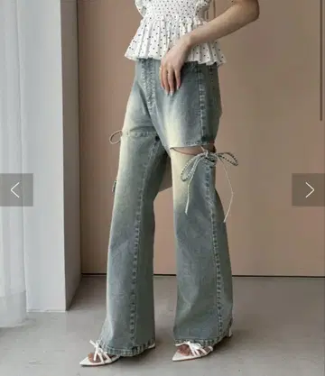 NICE CLAUP 사이드 슬릿 슬림 레그 스트레치 데님