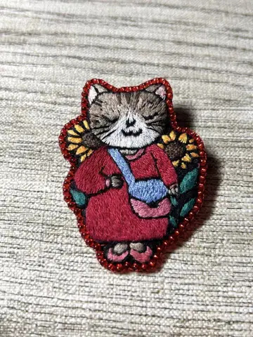 고양이 자수 브로치
