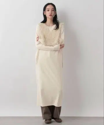 로리즈팜 페더 베스트 2P 원피스 아이보리
