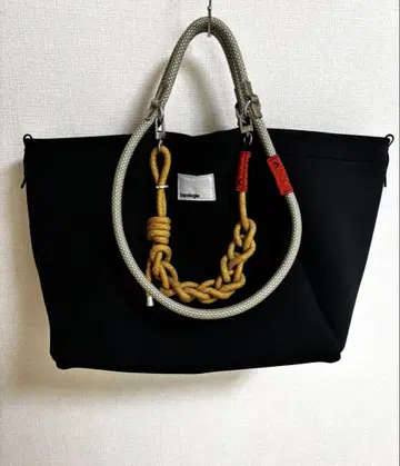 Topologie Loop Shopper 토트백 블랙 검정