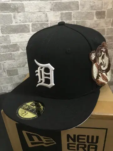 MLB 디트로이트 타이거즈 NEWERA 아티스트 콜라보 캡 3/8BK