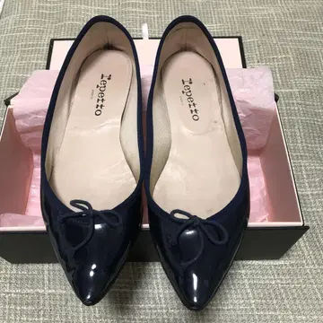 레페토 네이비 플랫 슈즈 에나멜 네이비