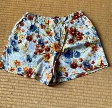 꽃무늬 숏팬츠