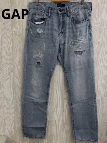 GAP 데미지 가공 라이트 블루 데님 슬림 핏