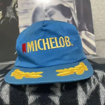80년대 USA제 빈티지 트래커 캡 MICHELOB 기업 로고 자수
