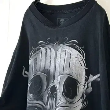 SULLEN 해골 크로스 티셔츠 XL 블랙 검정 구제 의류