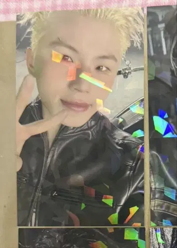 우지 라키드로 유니버셜 뮤직 럭키드로