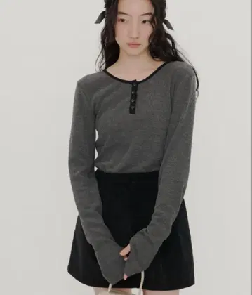 지우논 롱 슬리브 리브 탑