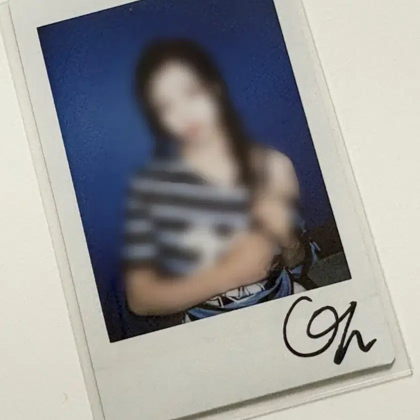 tripleS シオン 直筆サイン入りポラロイド tripleS ヘリン サインポラロイド tripleS ソヨン チェキ ポラ 直筆