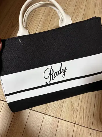 Rady 토트백 블랙/화이트