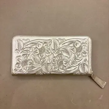 Carving Tribes 꽃무늬 장지갑