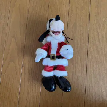 디즈니 구피 산타 봉제 인형 배지