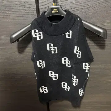 GYDA 슬리브리스 니트 블랙 로고