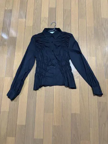 MOUSSY 개더링 블랙 긴팔 셔츠