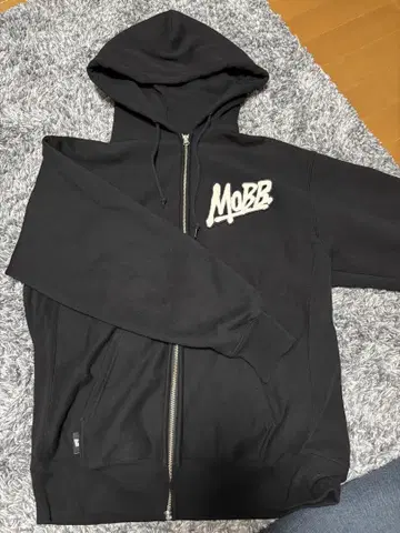 mobb 지퍼 후드티