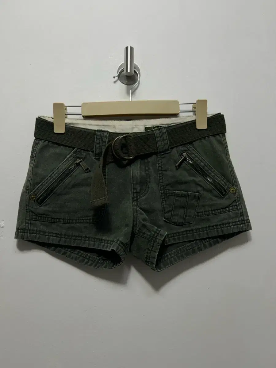 Jeep Women's Short Cargo Shorts, Size 26