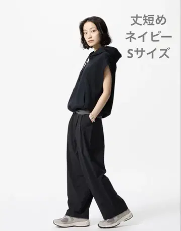 유니클로 울트라 스트레치 액티브 와이드 팬츠 짧은 기장 블랙 S