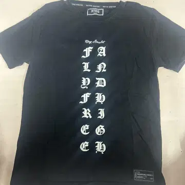 아담스 저글러 반팔 티셔츠