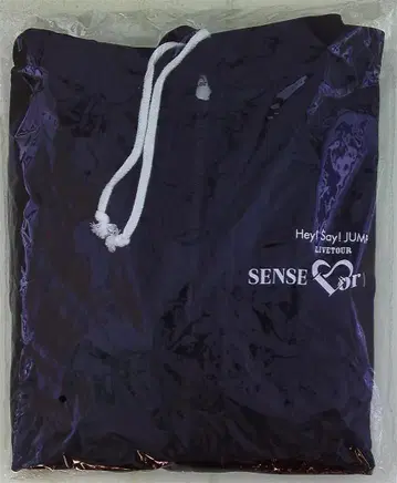 Hey! Say! JUMP 18년 SENSE or LOVE 후드티