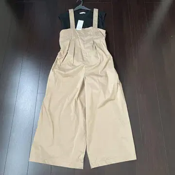 B.C STOCK 살로펫 티셔츠 세트 FREE 사이즈 베이지