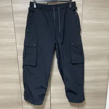 다이와 PIER39 TECH PARACHUTE PANTS