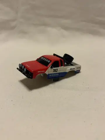 타미힐피거 AFX HO NISSAN 다트산 바디
