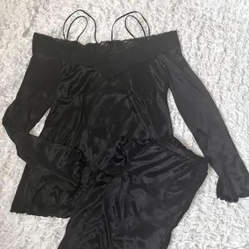 RAVIJOUR | 라비주르 | 새틴 레이스 룸웨어
