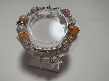 꽃 모티브 펄 비즈 팔찌