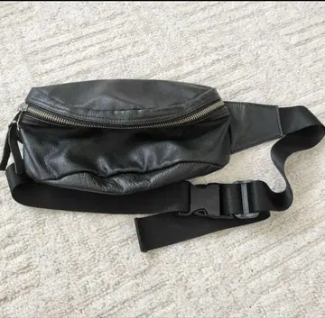 HARE 블랙 바디백 힙색