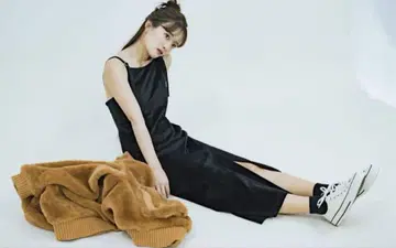 pinue 피누에 벨로아 슬릿 원피스