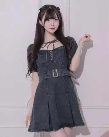 pium 플리츠 벨트 데님 미니 원피스 블랙 데님