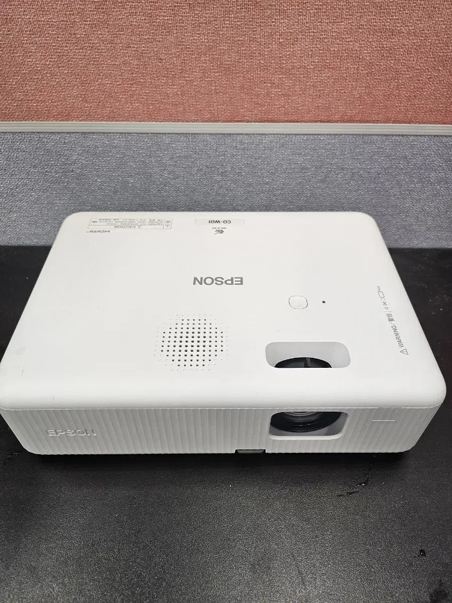 Latest Beam Projector Epson CO-W01 Beam Projector