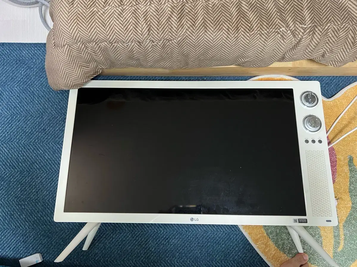 LG 32인치 레트로 클래식 LED TV