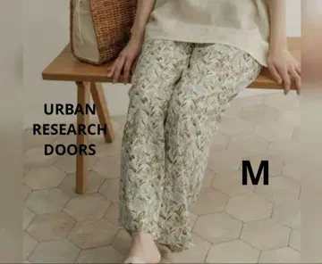 URBAN RESEARCH DOORS 플라워 프린트 이지 팬츠 M