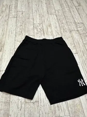 MLB 블랙 숏팬츠 L 사이즈 NY