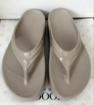 OOFOS OOmega 25cm 새상품급