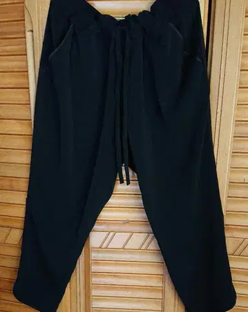 ZARA 빅 사이즈 블랙 사루엘 스타일 팬츠 캐주얼 팬츠 2XL