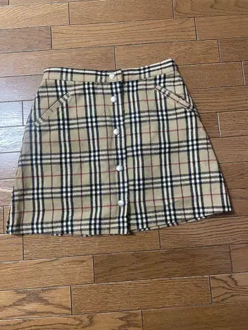 체크 무늬 미니 스커트 베이지